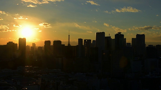 日落时分的东京塔和富士山视频下载