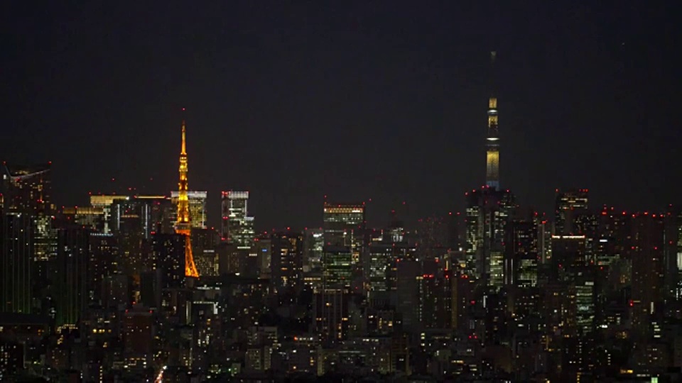 东京塔和东京天空树点亮视频素材