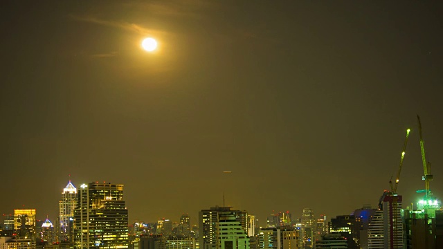 夜晚的月亮城市视频下载