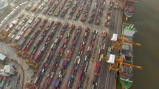 航拍港口集装箱货物视频素材