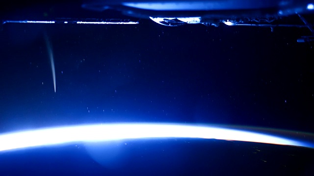 洛夫乔伊彗星和地球的时间流逝视频素材