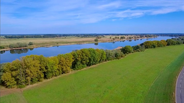 鸟瞰易北河在下萨克森州，德国视频素材