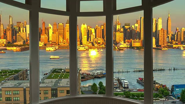 纽约城市景观黄昏时间流逝窗口全景城市景观曼哈顿视频下载