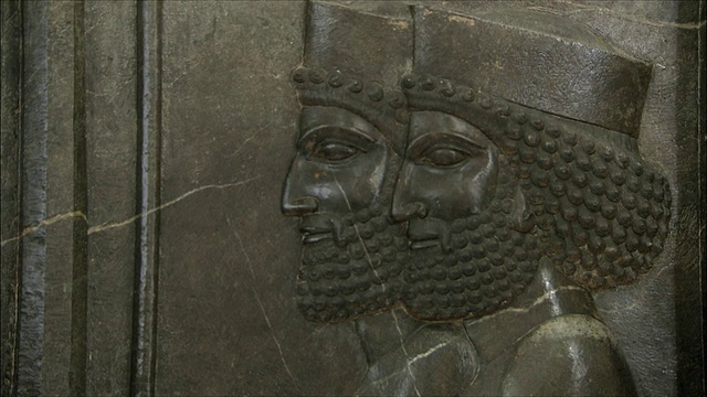 大大流士(波斯国王)浮雕，伊朗国家博物馆，德黑兰，伊朗视频素材