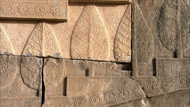 伊朗波斯波利斯铜盘浮雕叶纹视频素材