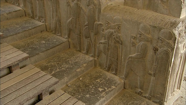 伊朗波斯波利斯古代废墟的栏杆细节视频素材