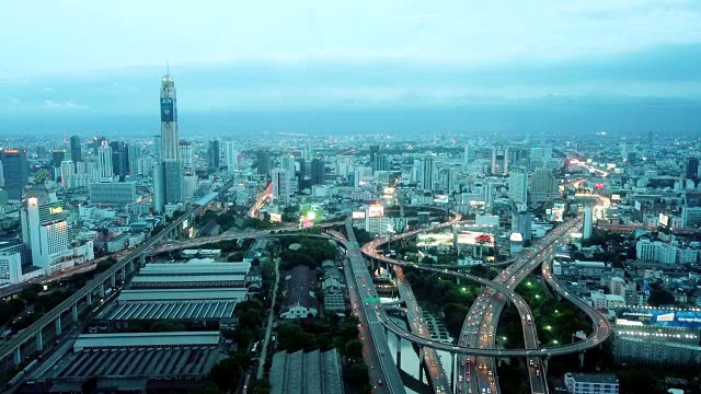 曼谷摩天大楼灯光鸟瞰图视频素材