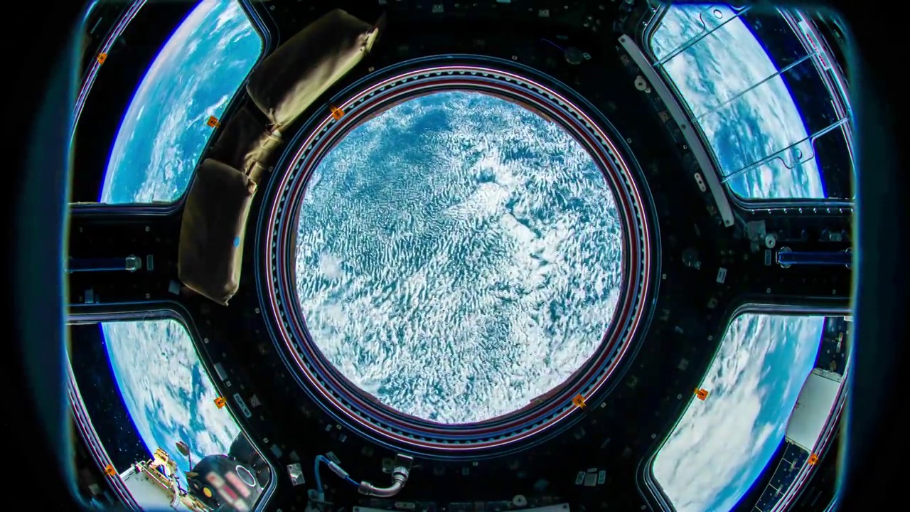从太空看地球。真实的视频。没有CGI。来自国际空间站视频下载
