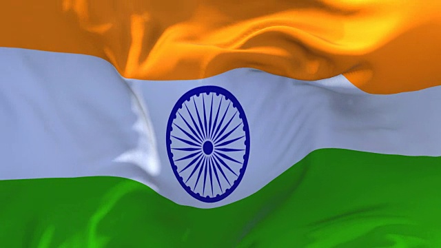 印度国旗迎风飘扬的慢动作动画。4K逼真的织物纹理旗帜平稳吹在一个刮风的日子连续无缝循环背景。视频下载