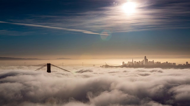 旧金山金门大桥低雾晨光视频素材