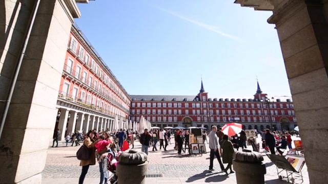 欧洲，西班牙，马德里，市长广场拱门入口视频素材