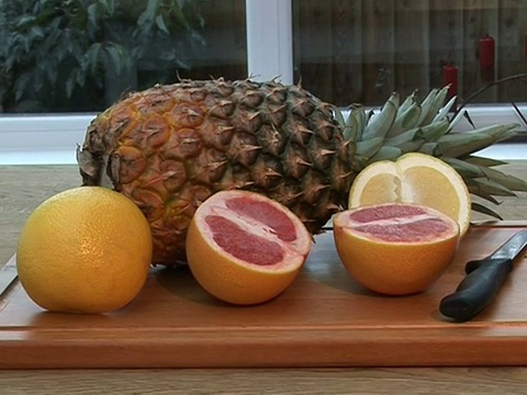 热带水果-菠萝和葡萄柚视频下载