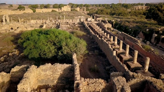 利比亚Leptis Magna罗马遗址的空中天线视频下载