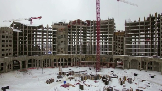 冬季城市建筑工地鸟瞰图视频素材