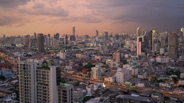 黄昏时分的曼谷商业区视频素材