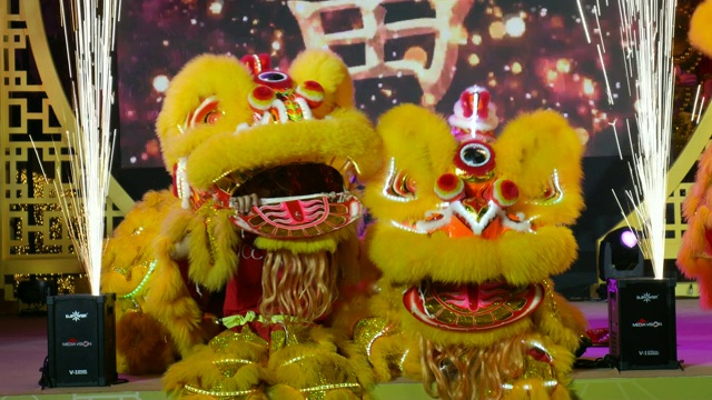 曼谷唐人街舞龙庆祝中国农历新年视频下载