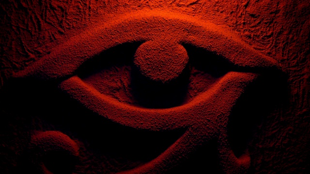 在火光中雕刻的Ra之眼视频素材