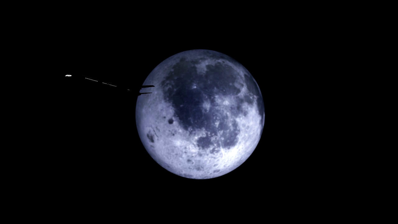 飞过超级月亮的飞机剪影视频下载