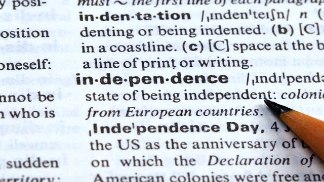 独立在英语词典中的定义，国家或个人的自由视频素材