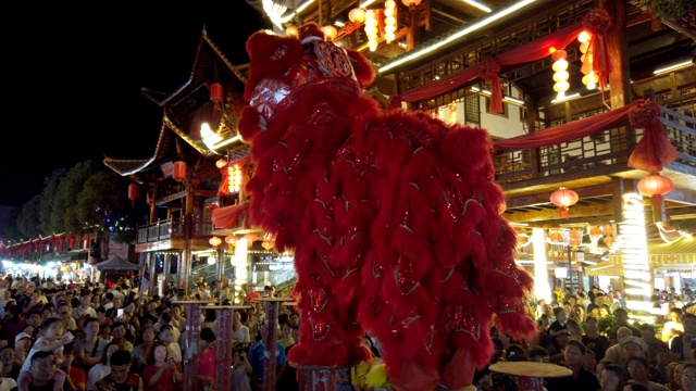 中国传统的舞狮、恩施、湖北。视频下载