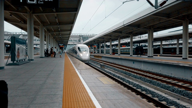 中国四川的高铁站。视频购买