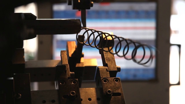 线圈弹簧制造机视频下载