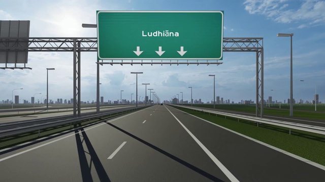卢迪亚纳市公路路牌上的概念性库存录像显示城市入口视频素材
