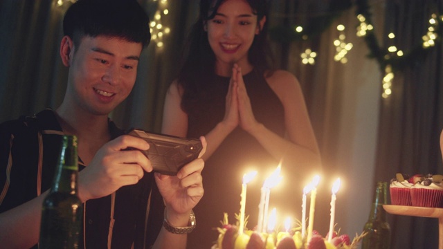 亚洲家庭生日聚会。视频下载