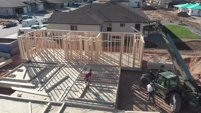 建造家园的工人视频下载