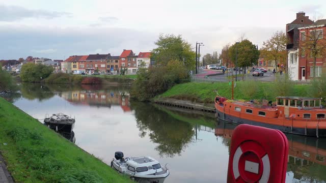 比利时根特，空中，波夫，带有运河的城市景观视频素材