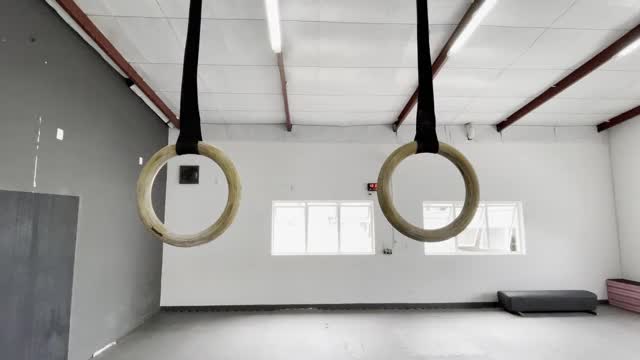 体操吊环视频素材