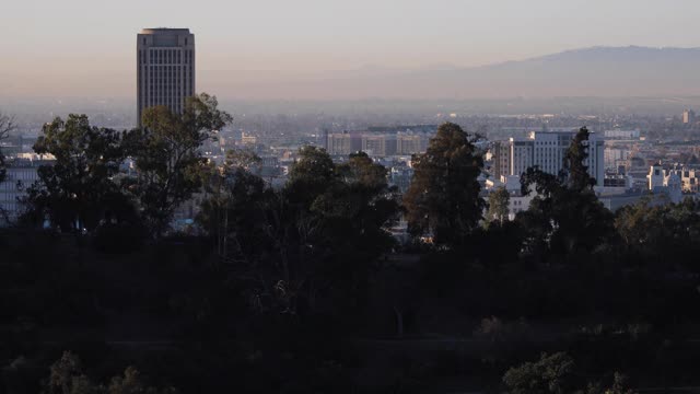 朦胧的洛杉矶黎明与山视频素材