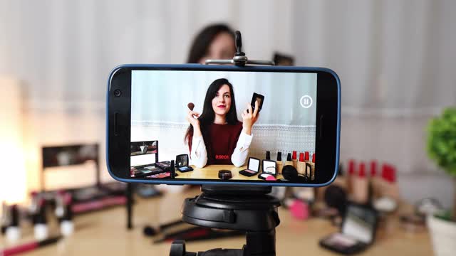 关于化妆的女性视频博客视频下载