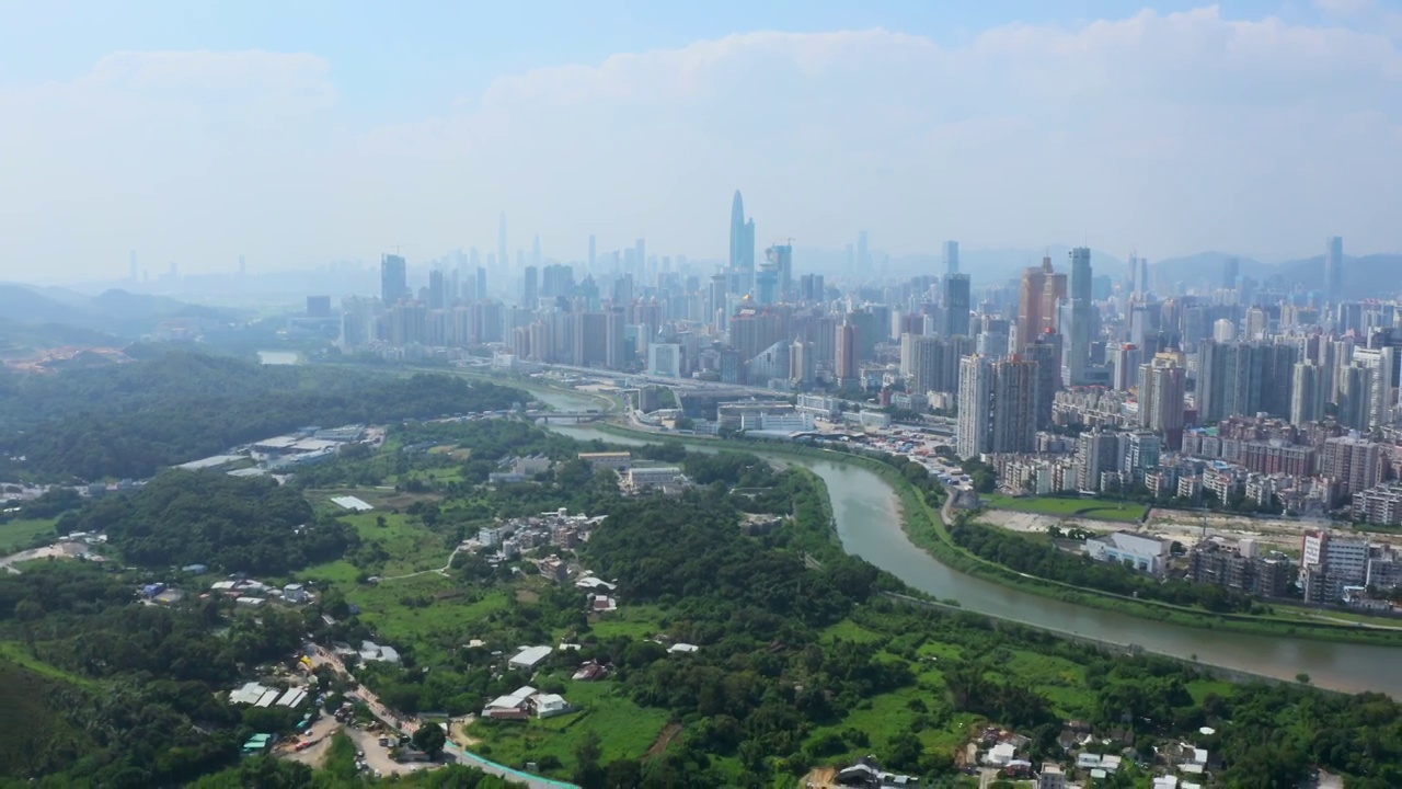 鸟瞰图的城市景观在深圳城市，中国视频下载