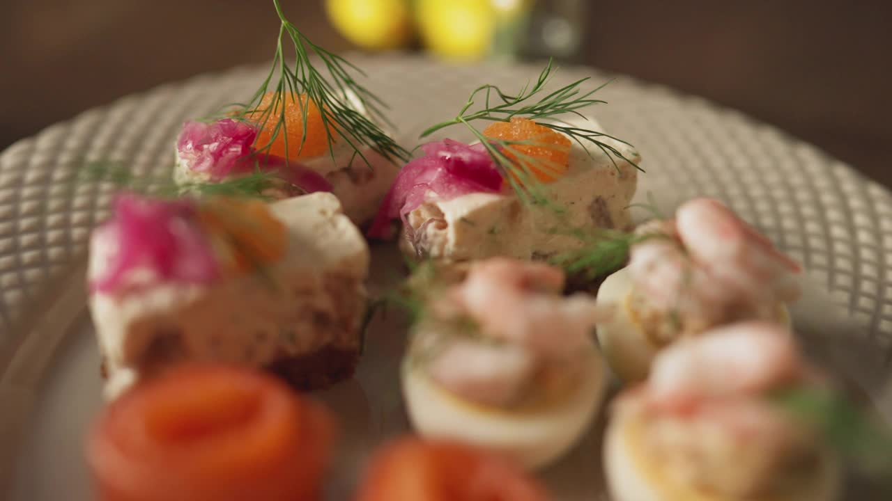 瑞典自助复活节晚餐视频素材
