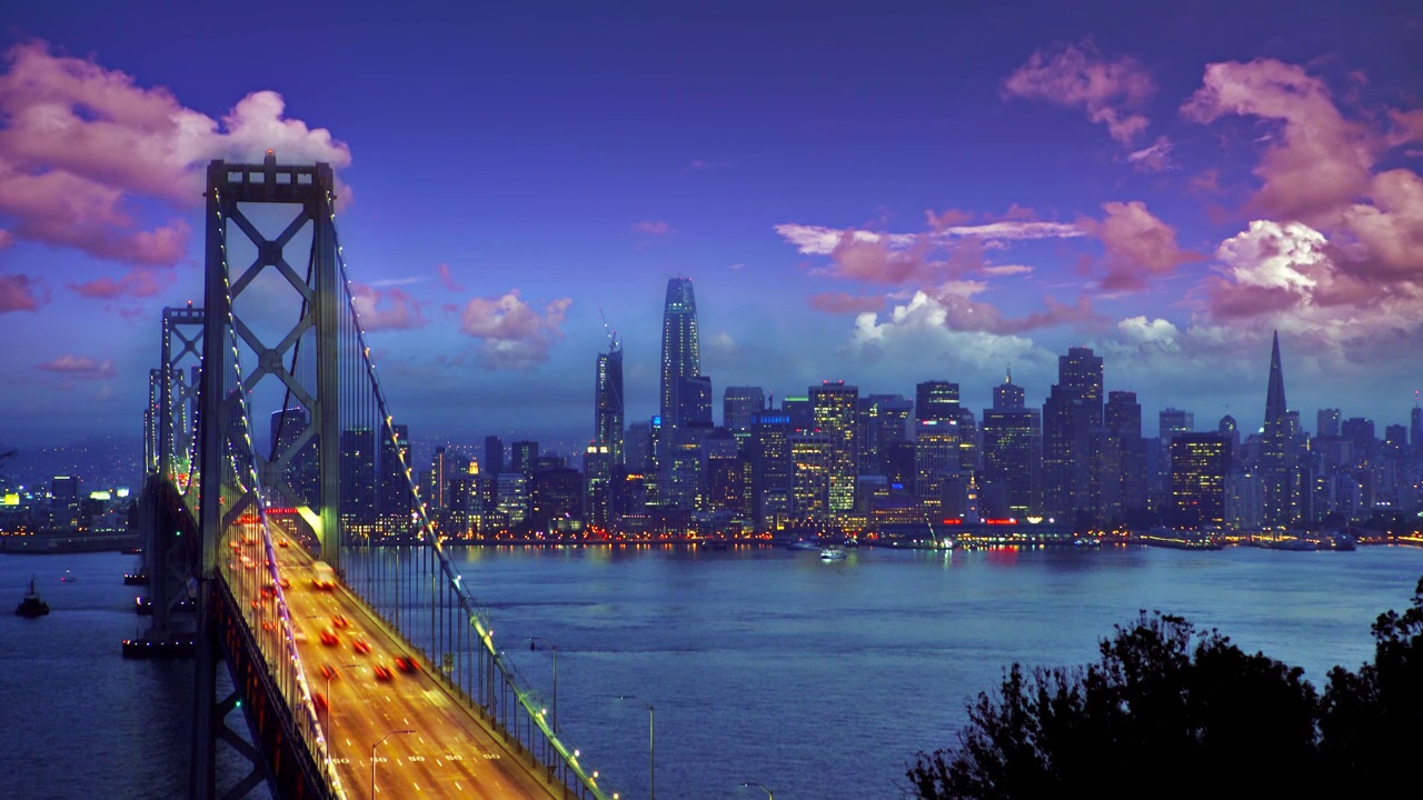 旧金山。金融区。奥克兰海湾大桥视频下载
