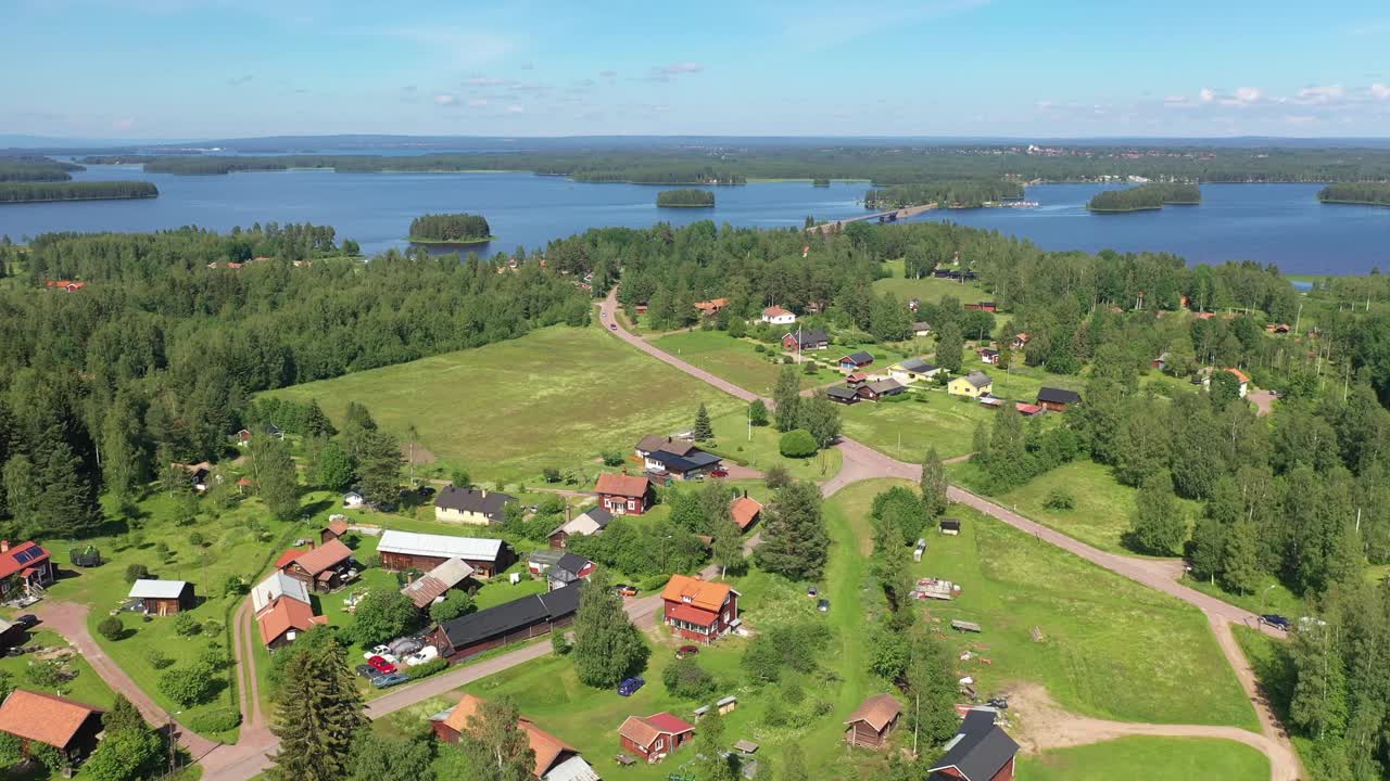 瑞典达拉那的Gesunda鸟瞰图视频素材