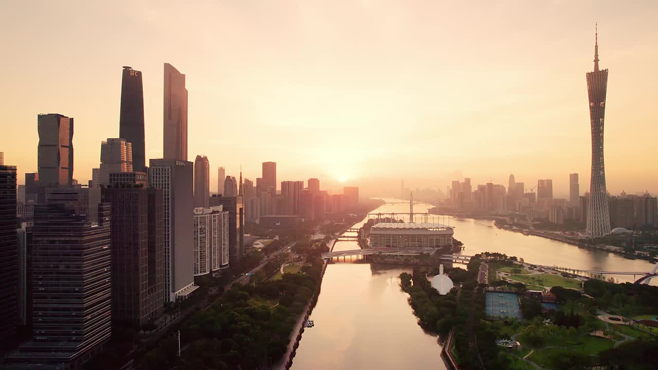 日出的广州现代城市景观视频下载