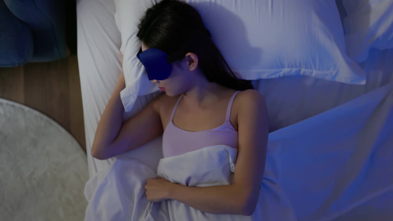 亚洲女性失眠视频下载