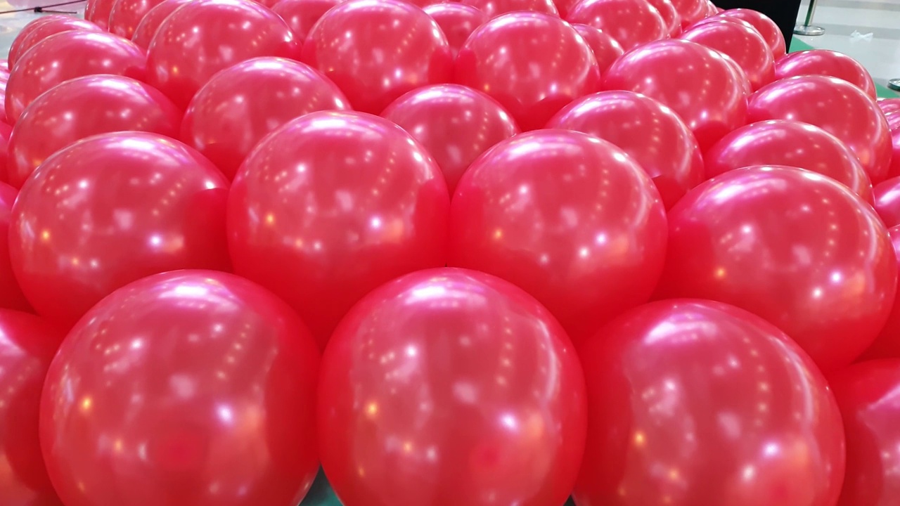 红气球的背景视频下载