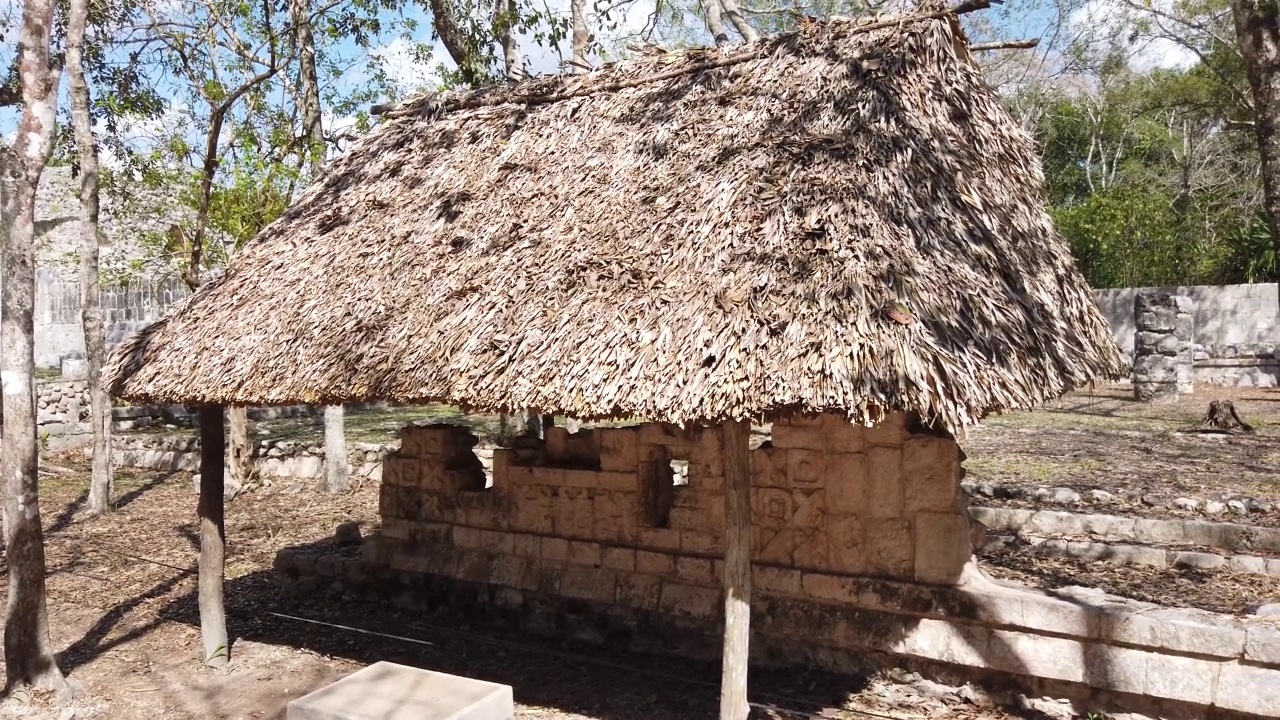 墨西哥尤卡坦半岛的奇琴伊察金字塔。视频素材