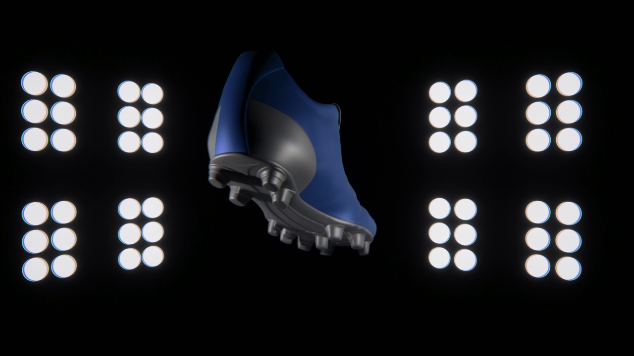 黑色背景的皮革足球靴视频素材