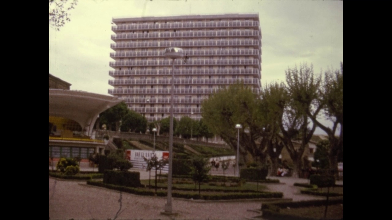 1975年的西班牙，70年代哈罗街景视频下载