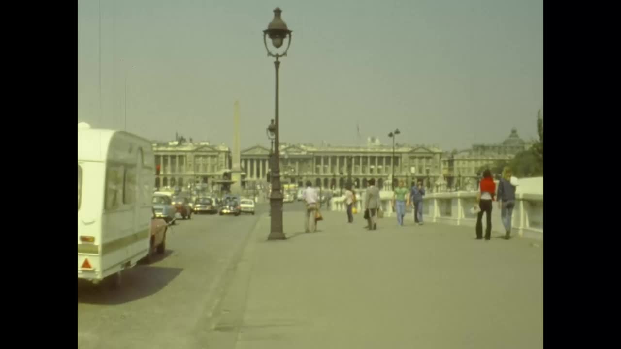 法国1976年，巴黎街景视频下载
