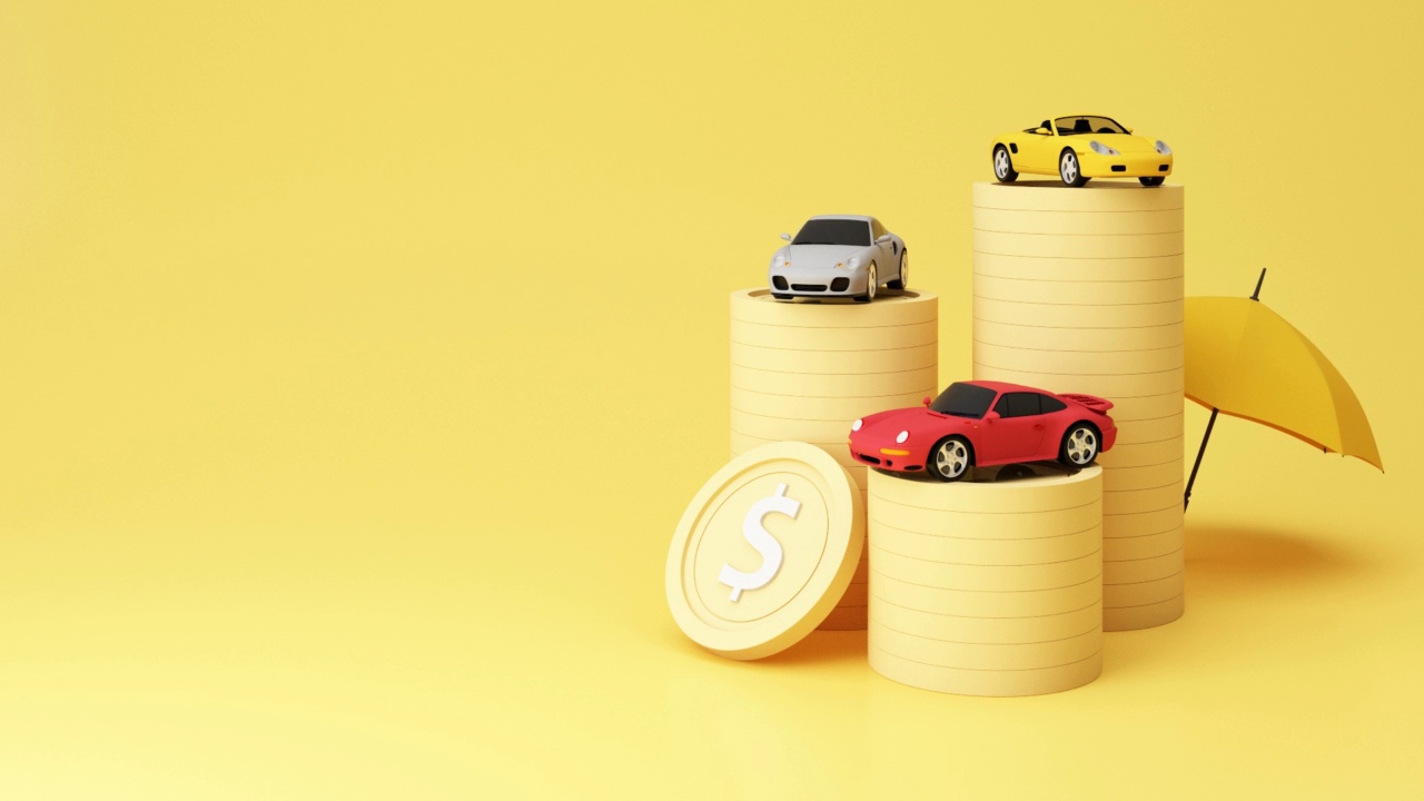 汽车(汽车)保险和碰撞损害豁免概念周围的黄金与跑车模型和伞盾孤立的黄色粉彩背景。动画循环3d渲染视频素材