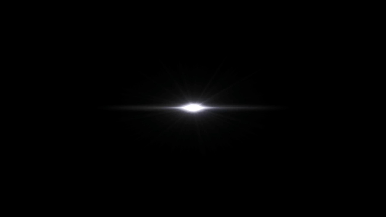 现实的白光镜头耀斑隔离在黑色背景。视频下载
