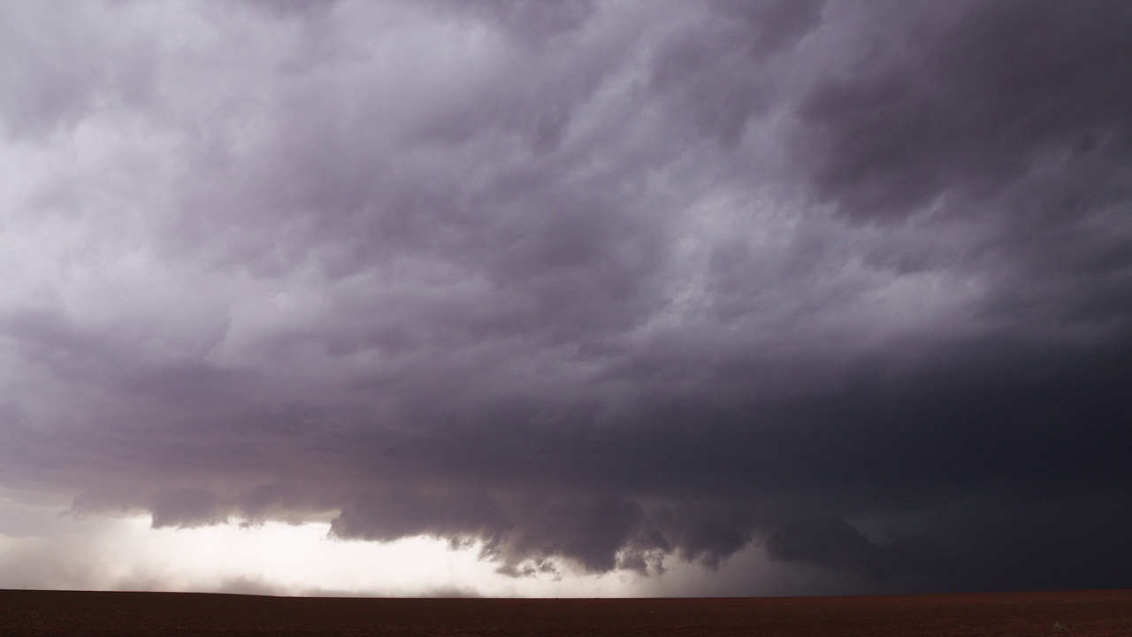超级单体雷暴，风，雨，吹尘德州，4K视频素材