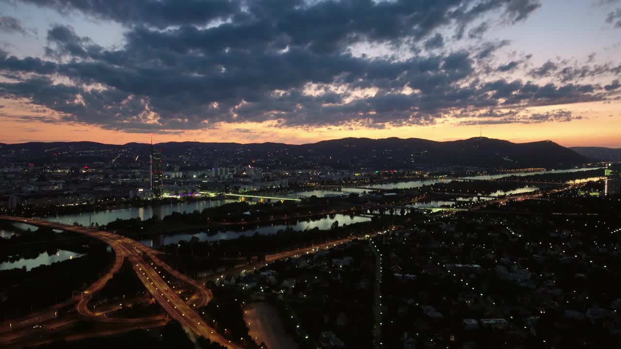 维也纳全景城市灯光从上面看视频素材