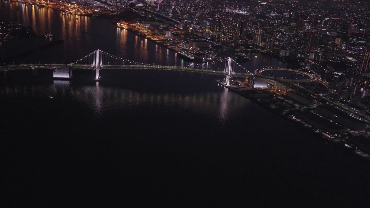 彩虹桥夜间航拍，东京，日本视频下载