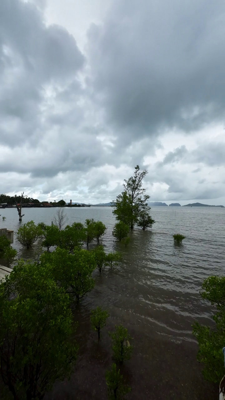 东南亚季风风暴垂直时间变化视频素材